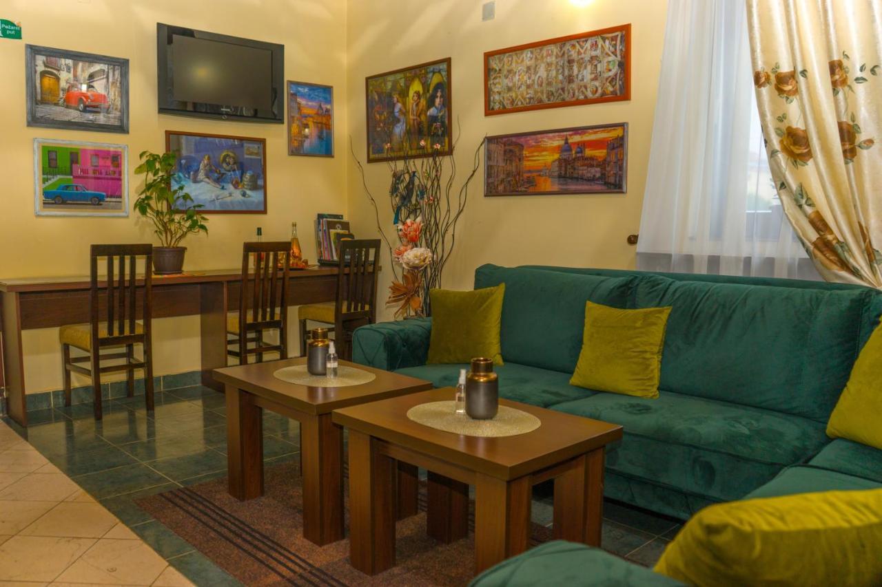 Garni Hotel City Kruševac المظهر الخارجي الصورة